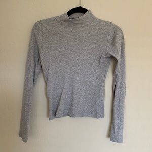 Brandy Melville Grey Cropped Turtleneck Sweater